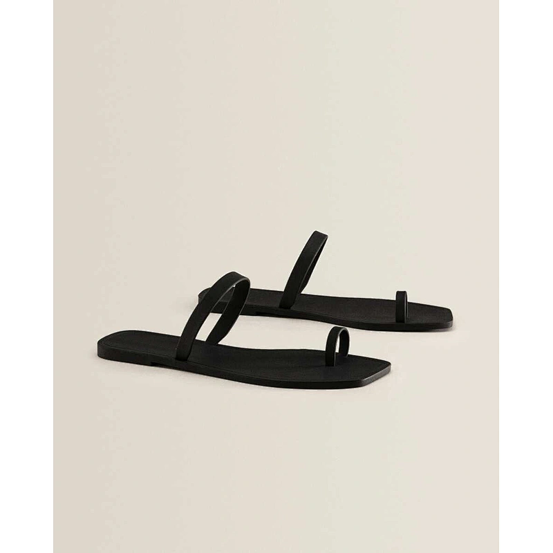 Sandal