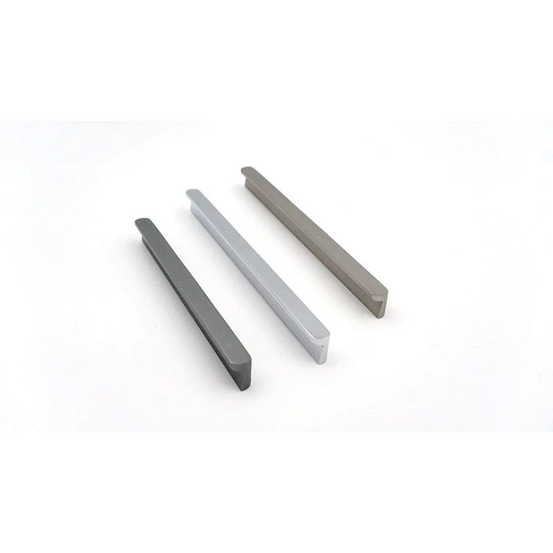 Aluminum furniture handle