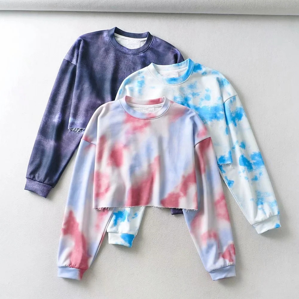 Women's sweatshirt with loose frayed edges