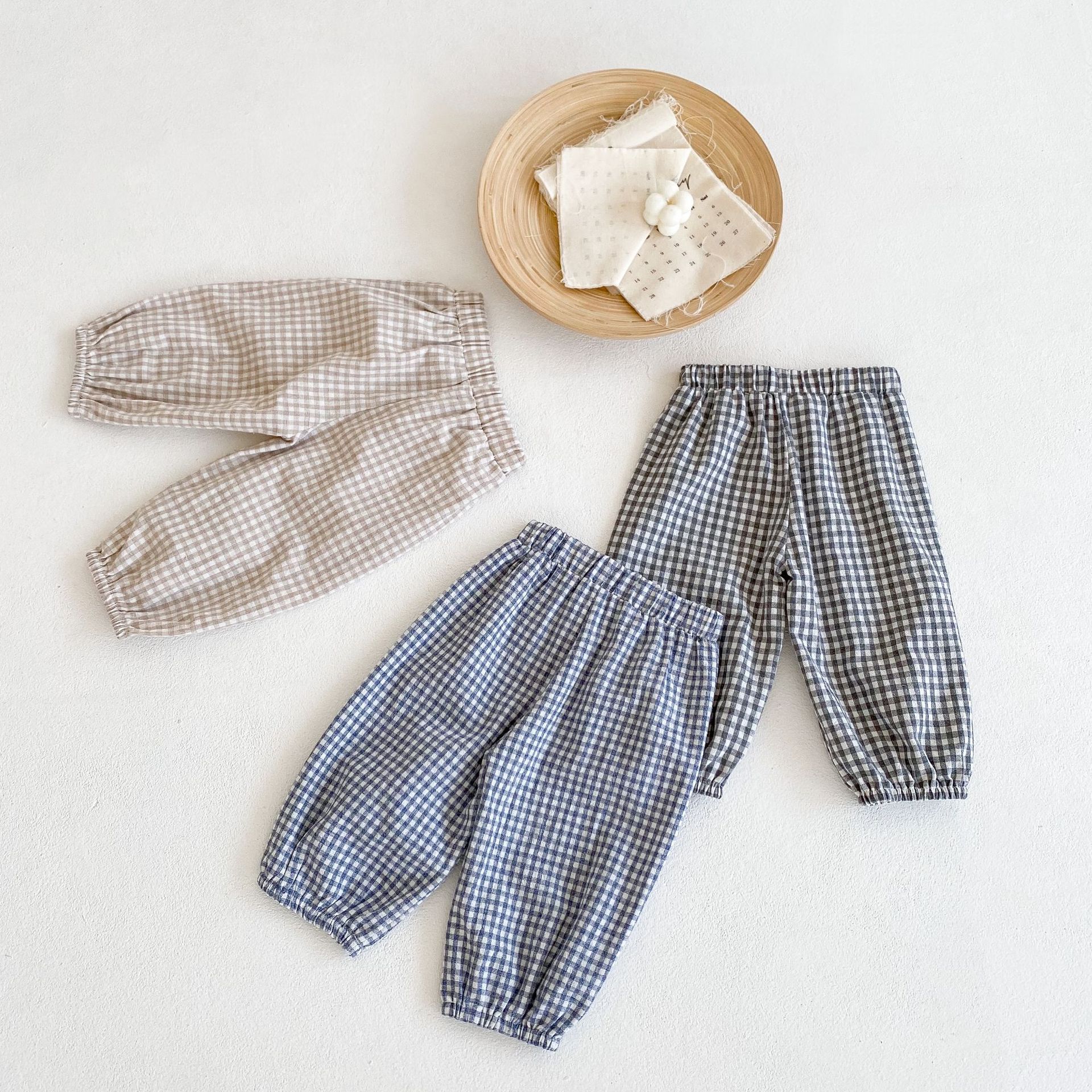 Children's plaid loose fashion trousers