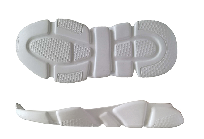 Sports shoe sole
