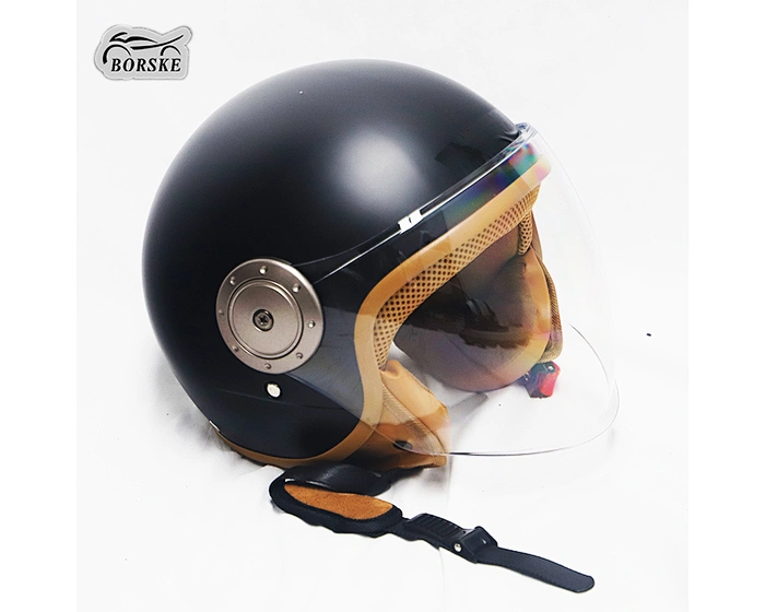 Motorcycle helmet