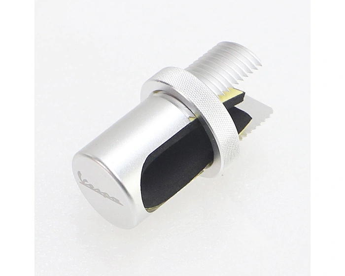 Motorcycle shelf fixing buckle