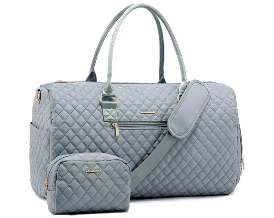 Our high-quality travel bags for men are the perfect combination of style and functionality. Made with durable materials and featuring ample storage space and convenient pockets, our bags are ideal for any adventure.