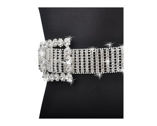 Our ladies white belt cinches in at the waist to create a flattering silhouette while adding a stylish statement to your overall look. We focus on quality, using only the best materials and finishes to ensure that our ladies white belt is long-lasting.