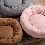 Round fleece dog bed
