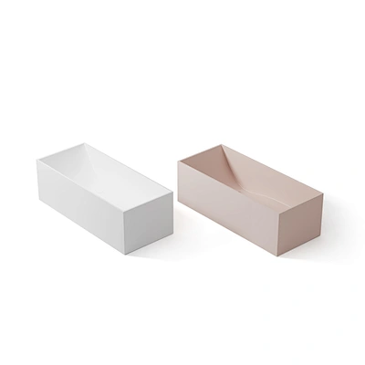 BA003 is a modern rectangular freestanding bathtub with a capacity of 332L and dimensions of 1700*720*550mm. The simple geometric shape and the perfect combination of the solid surface material create a refined and unified bathroom space.